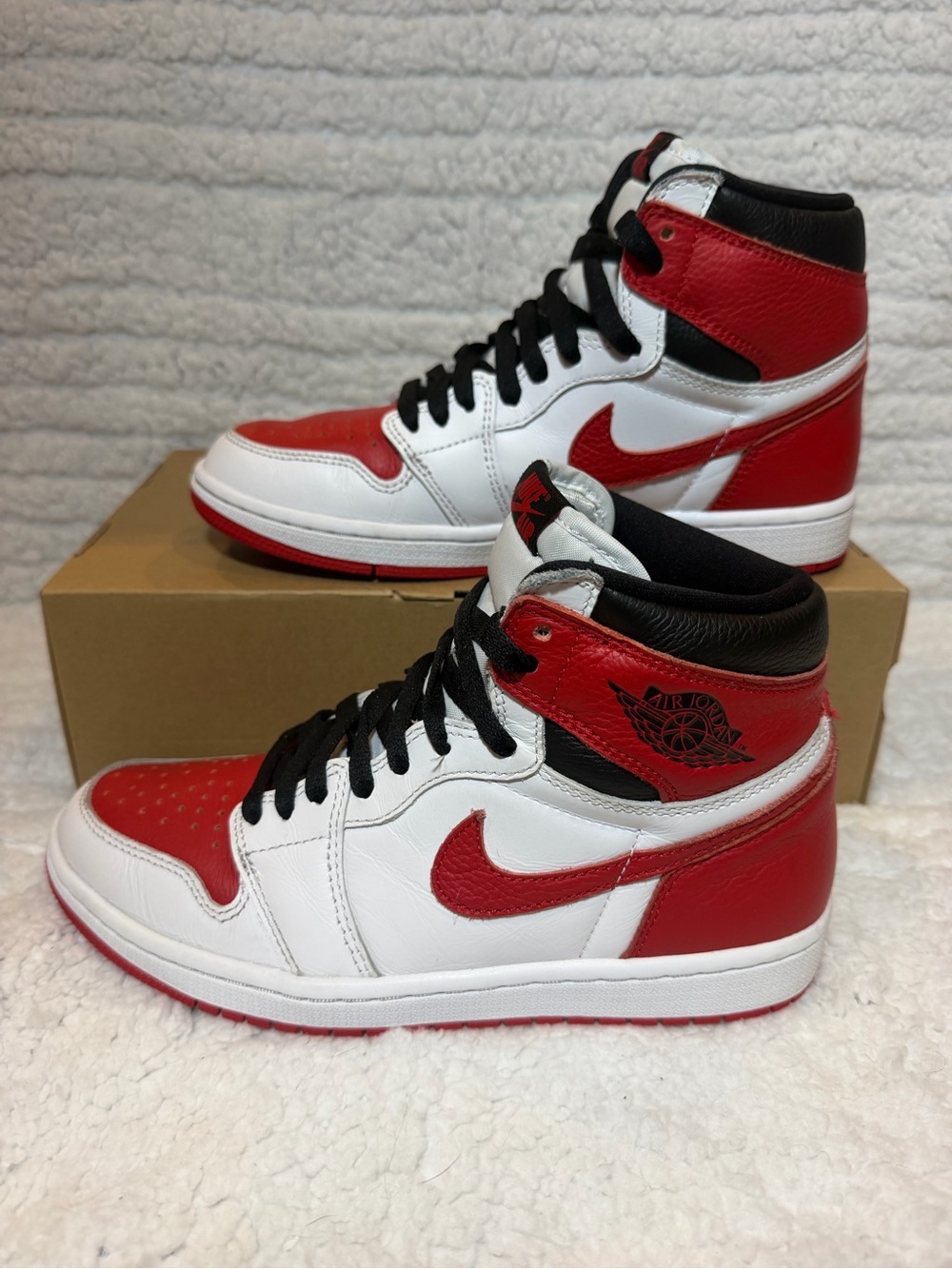 Air Jordan 1 Retro High OG Heritage